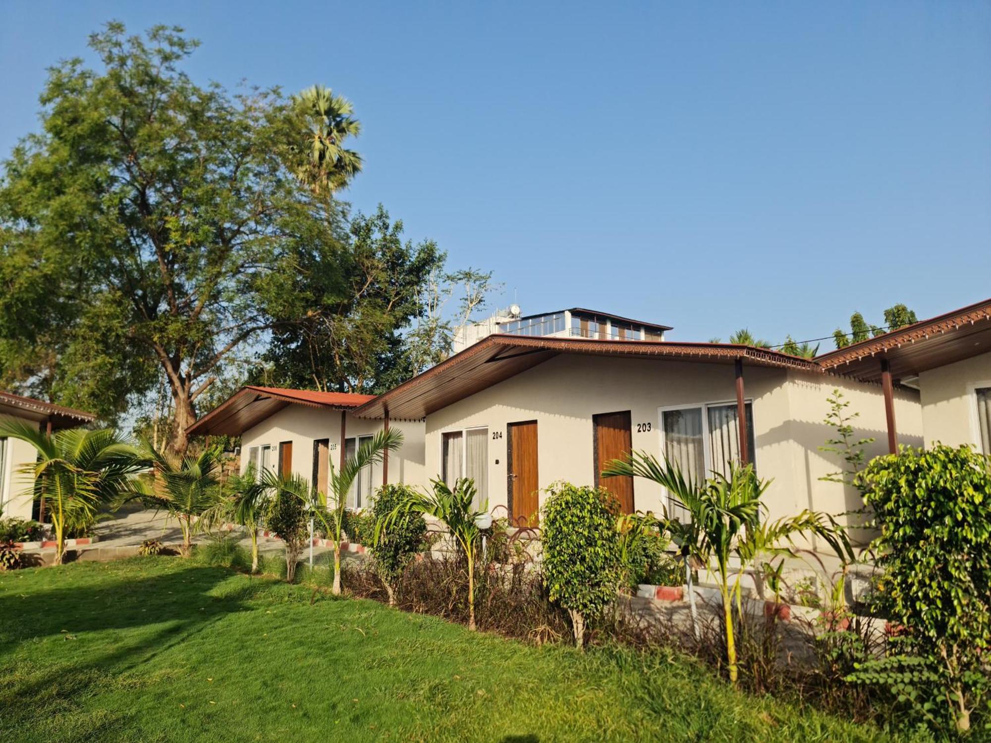 Riverview Tent Resort Kevadia Εξωτερικό φωτογραφία