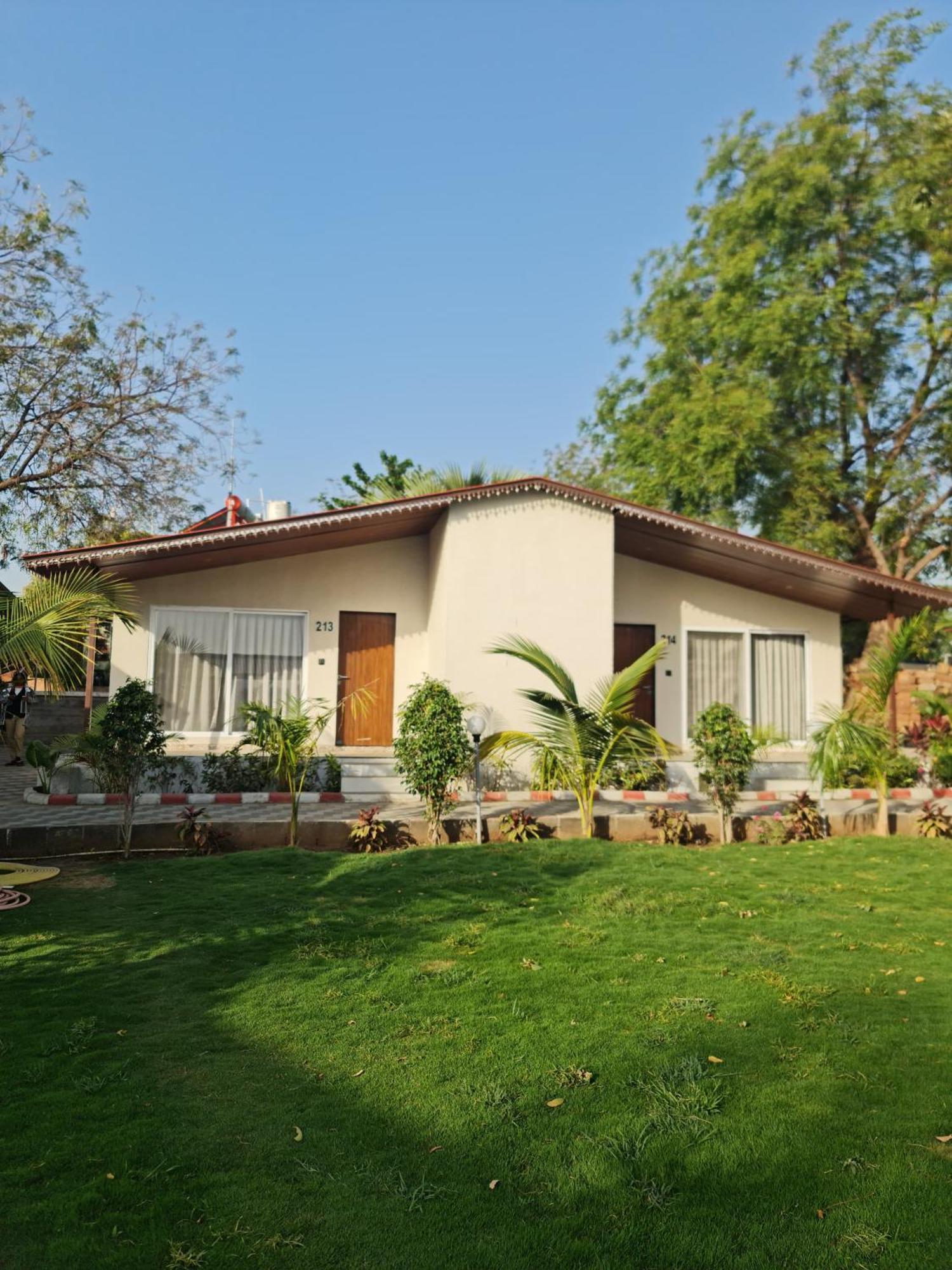 Riverview Tent Resort Kevadia Εξωτερικό φωτογραφία
